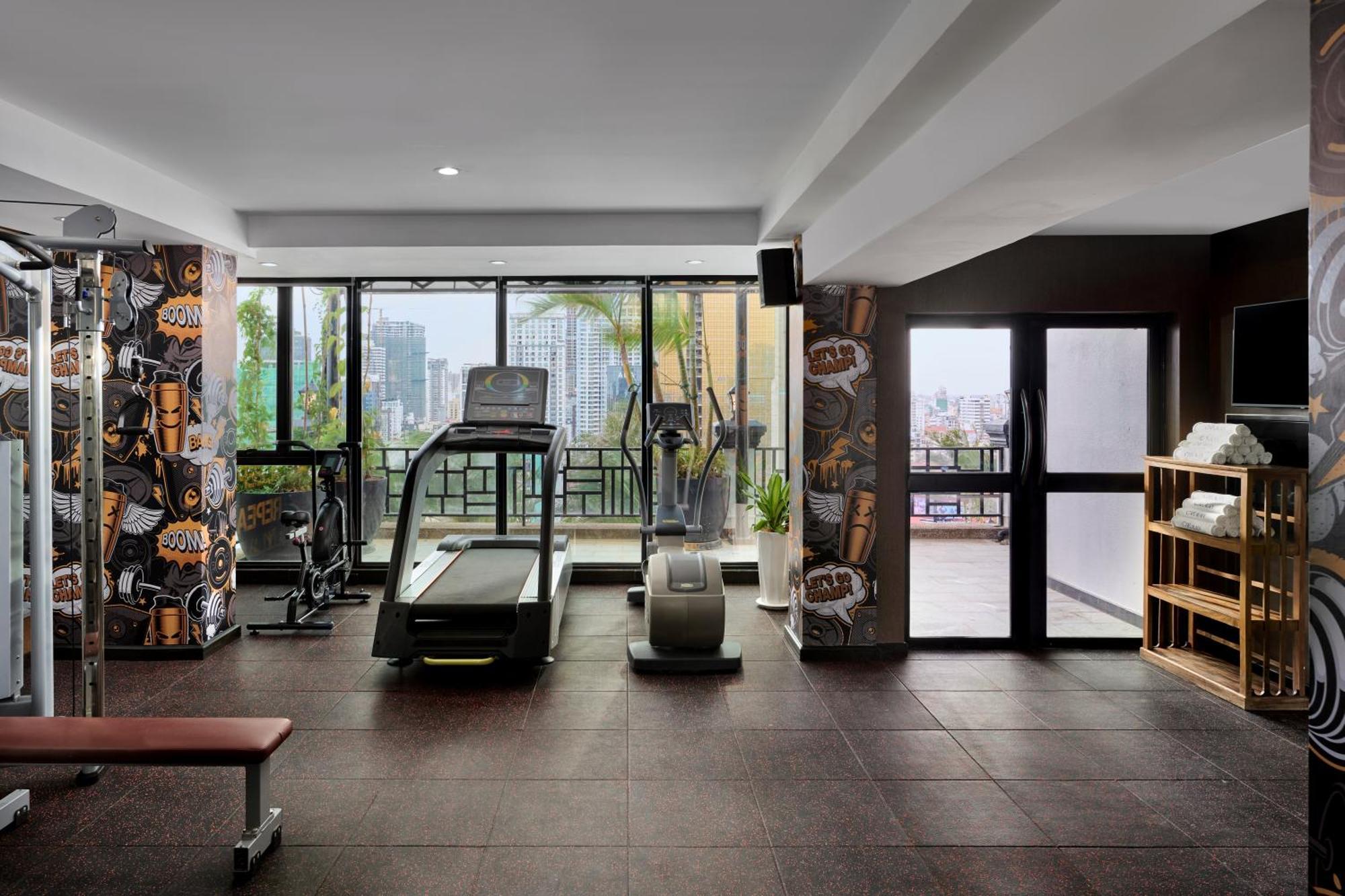 Caravan Hotel By Ehm Phnom Penh Bagian luar foto