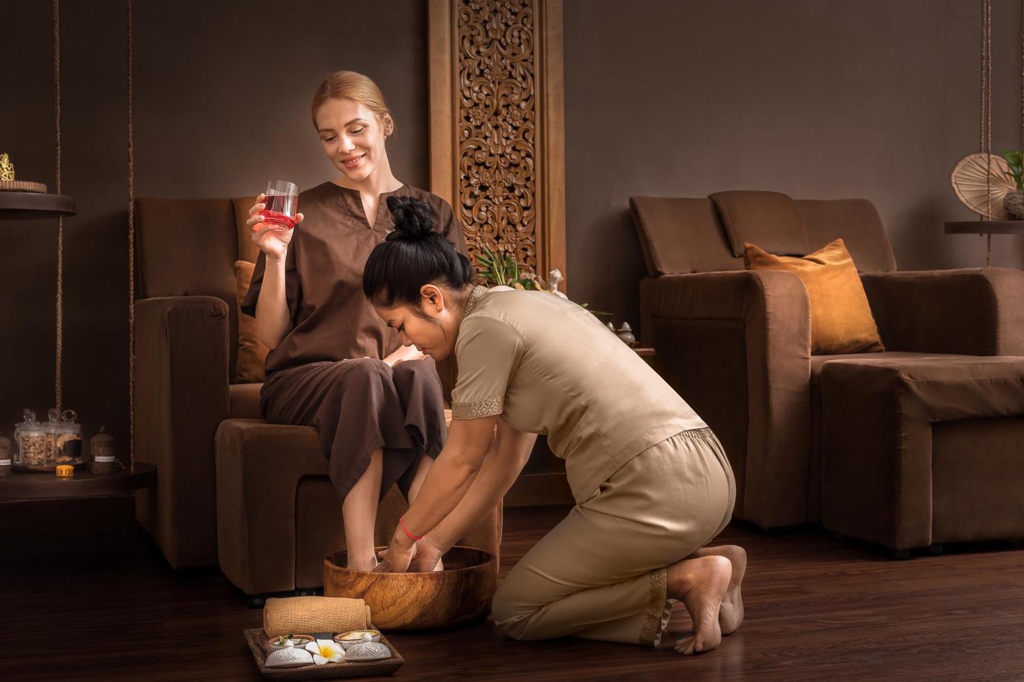 Caravan Hotel By Ehm Phnom Penh Bagian luar foto